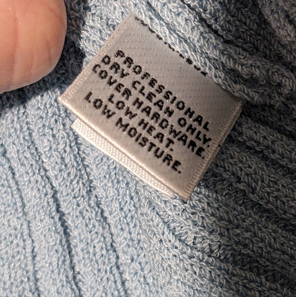 St John Sport Cropped Blue Lightweight Zip Up Jacket Cardigan Baby Blue Size M - Picture 8 of 11